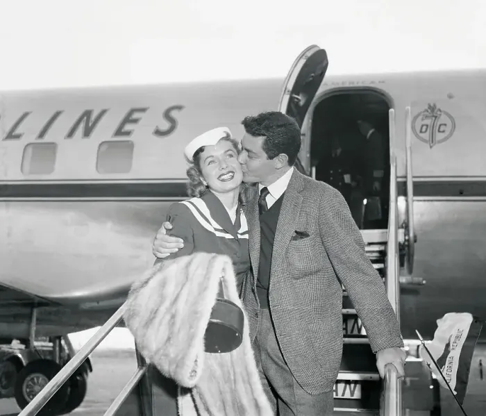 Framed Print : Eddie Fisher Kissing Debbie Reynolds on the Cheek Framed Print : Eddie Fisher Kissing Debbie Reynolds on the Cheek