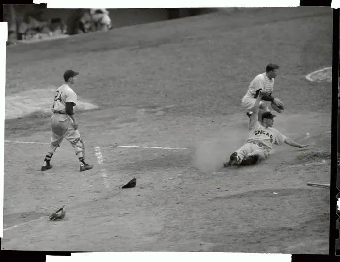 Framed Print : Eddie Robinson and Ralph Houk During Game Framed Print : Eddie Robinson and Ralph Houk During Game