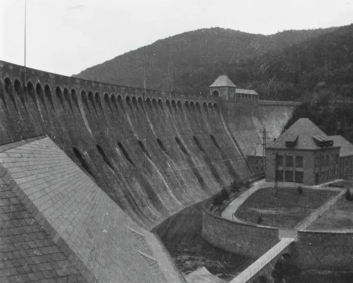 Framed Print : Eder Dam. The Edersee or Eder Dam across the River Eder in northern Hesse