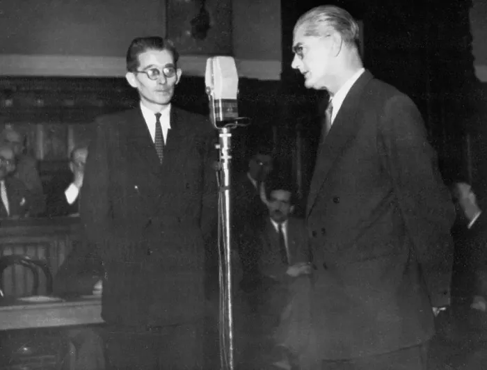 Framed Print : Edgar Sanders Standing During His Espionage Trial Framed Print : Edgar Sanders Standing During His Espionage Trial