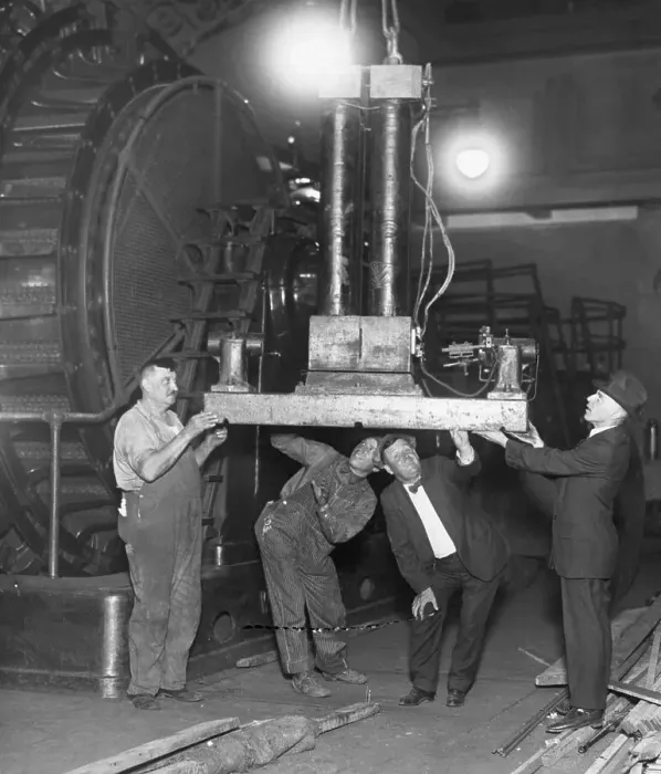 Framed Print : Edison'S First And Largest Dynamo Framed Print : Edison'S First And Largest Dynamo