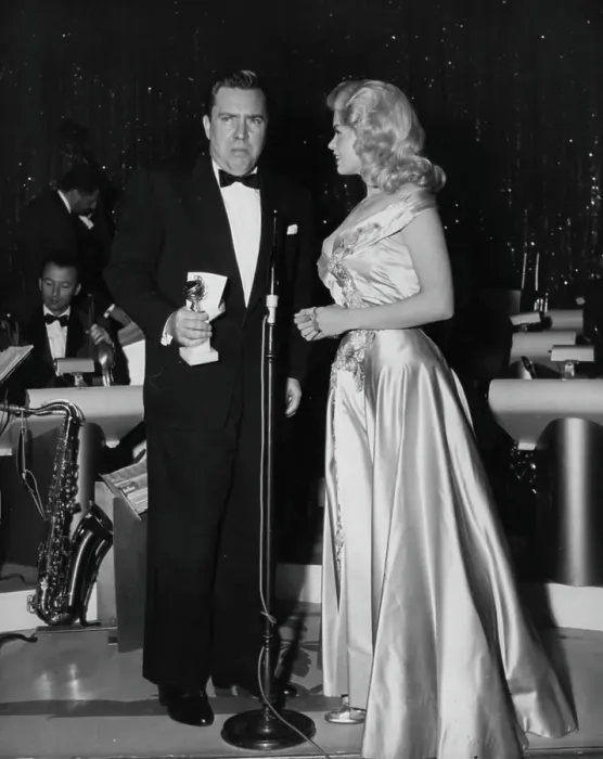 Framed Print : Edmond O'Brien And Jayne Mansfield Framed Print : Edmond O'Brien And Jayne Mansfield