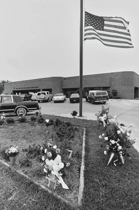 Framed Print : Edmond Post Office Shooting Framed Print : Edmond Post Office Shooting