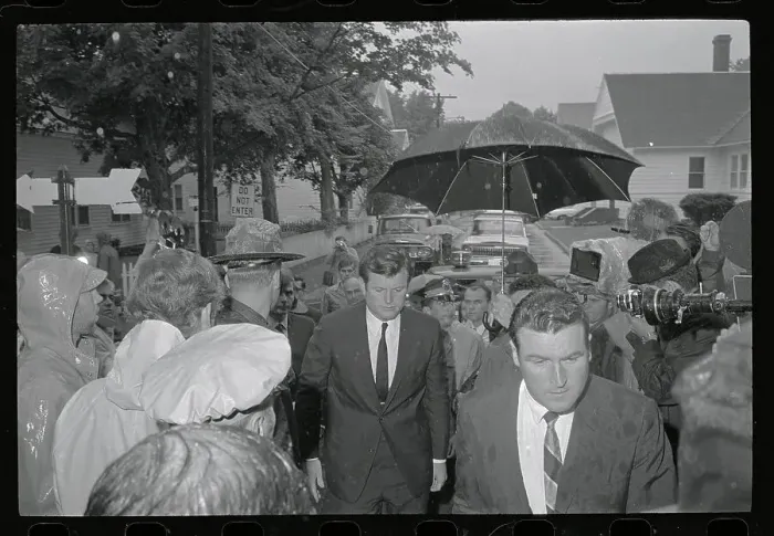 Framed Print : Edward Kennedy Walking to Court Framed Print : Edward Kennedy Walking to Court