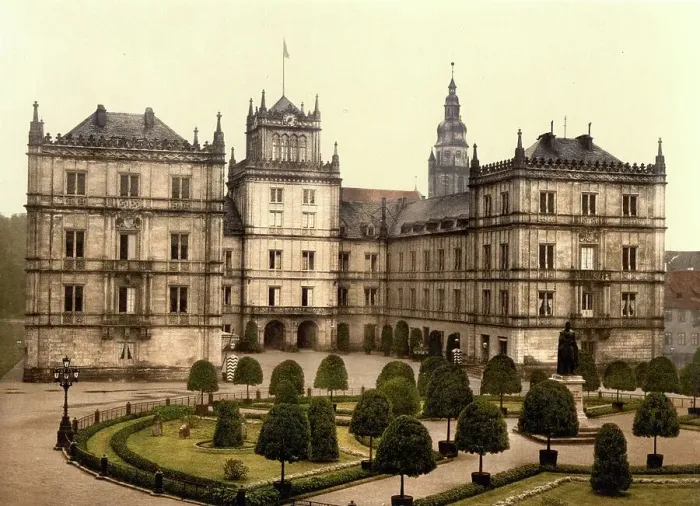 Framed Print : The Ehrenburg in Coburg, Bavaria, Germany, Historic, digitally restored reproduction of a photochrome print from the 1890s Framed Print : The Ehrenburg in Coburg, Bavaria, Germany, Historic, digitally restored reproduction of a photochrome print from the 1890s