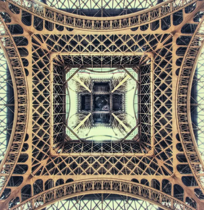 Framed Print : The Eiffel Tower Framed Print : The Eiffel Tower