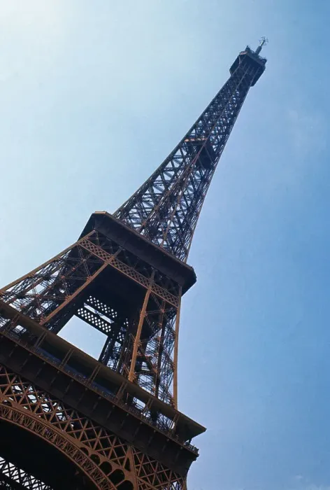 Framed Print : Eiffel Tower Framed Print : Eiffel Tower