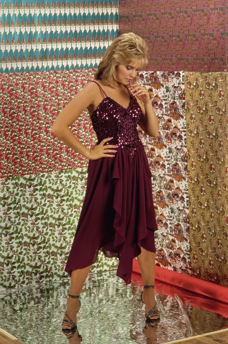 floor length black satin dress Verlaine Maxi filter_shortsleeve Long sleeves puffy red Size:SZ 16 Try This Strapless Long