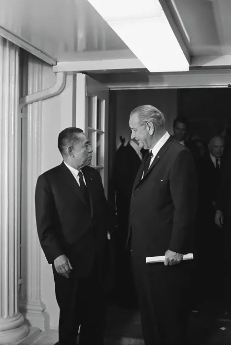 Framed Print : Eisaku Sato Meets LBJ, 1967 Framed Print : Eisaku Sato Meets LBJ, 1967