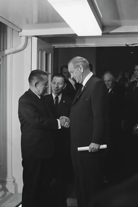 Framed Print : Eisaku Sato Meets LBJ, 1967 Framed Print : Eisaku Sato Meets LBJ, 1967