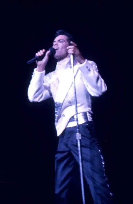 Framed Print : El DeBarge Performing Framed Print : El DeBarge Performing