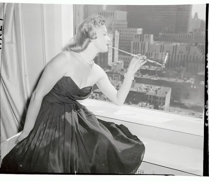 Framed Print : Elaine Shepard Smoking a Curuk Framed Print : Elaine Shepard Smoking a Curuk