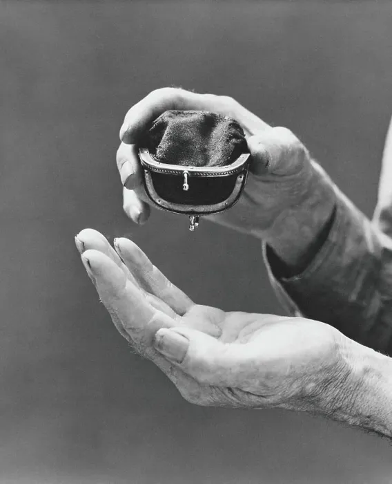 Framed Print : Elderly man's soiled hands turning empty change purse upside down Framed Print : Elderly man's soiled hands turning empty change purse upside down