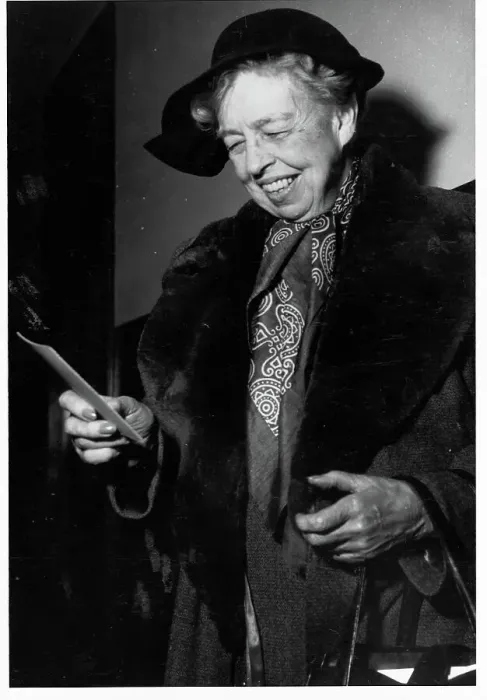 Framed Print : Eleanor Roosevelt Framed Print : Eleanor Roosevelt