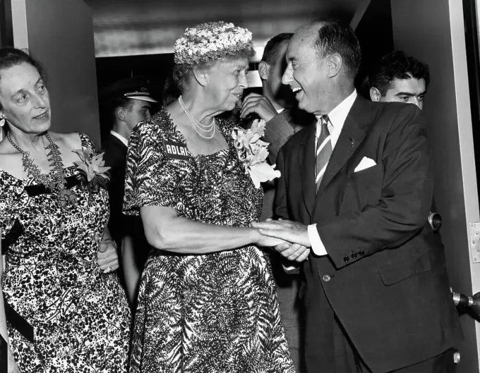 Framed Print : Eleanor Roosevelt And Adlai Stevenson Framed Print : Eleanor Roosevelt And Adlai Stevenson
