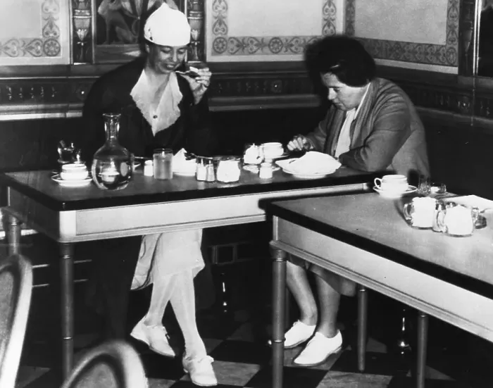 Framed Print : Eleanor Roosevelt Dining with Her Secretary Lorena Hickok Framed Print : Eleanor Roosevelt Dining with Her Secretary Lorena Hickok