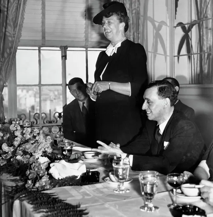 Framed Print : Eleanor Roosevelt At Foreign Correspondents Luncheon Framed Print : Eleanor Roosevelt At Foreign Correspondents Luncheon