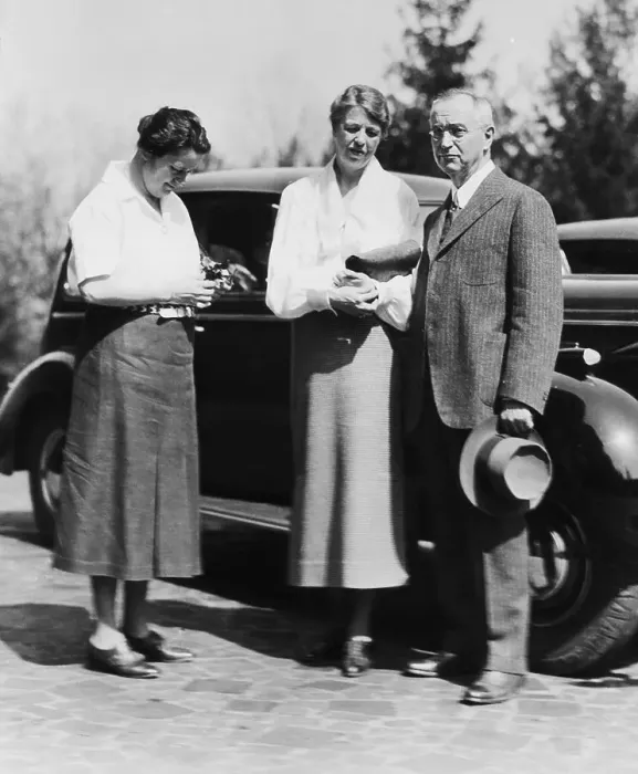Framed Print : Eleanor Roosevelt at Grove Park Inn Framed Print : Eleanor Roosevelt at Grove Park Inn