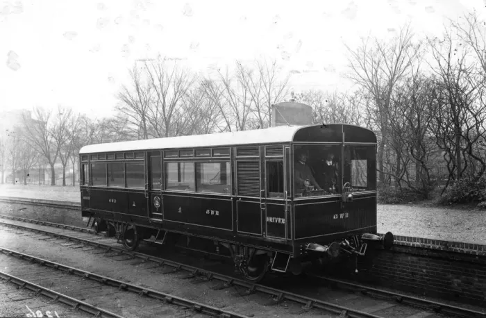 Framed Print : Electric Train