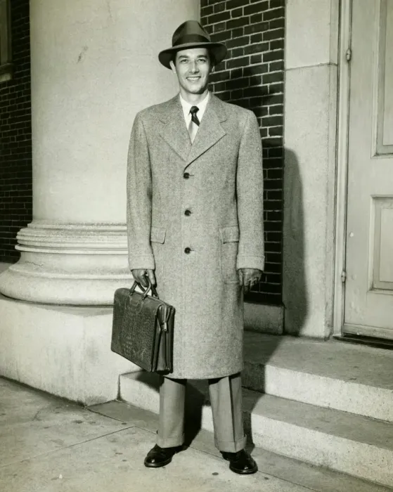 Framed Print : Elegant man posing at entrance to building, (B&W), (Portrait) Framed Print : Elegant man posing at entrance to building, (B&W), (Portrait)