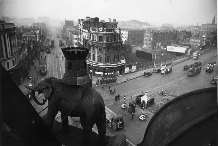 Framed Print : Elephant And Castle Framed Print : Elephant And Castle