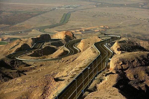 Elevated view of Pass up Jebel Hafit