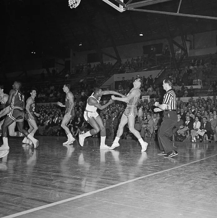 Framed Print : Elgin Baylor in Basketball Scuffle Framed Print : Elgin Baylor in Basketball Scuffle