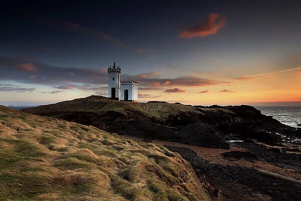 Elie lighthouse at sunset
