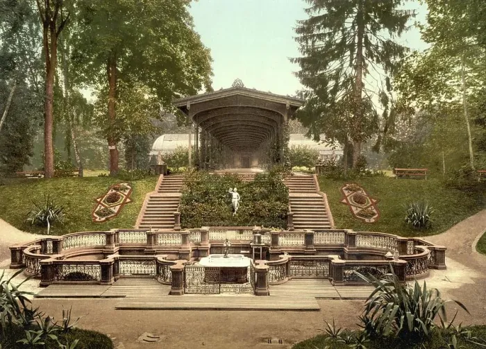 Framed Print : The Elisabeth Fountain in Bad Homburg vor der Hoehe, Hesse, Germany, Historic, digitally restored reproduction of a photochrome print from the 1890s Framed Print : The Elisabeth Fountain in Bad Homburg vor der Hoehe, Hesse, Germany, Historic, digitally restored reproduction of a photochrome print from the 1890s