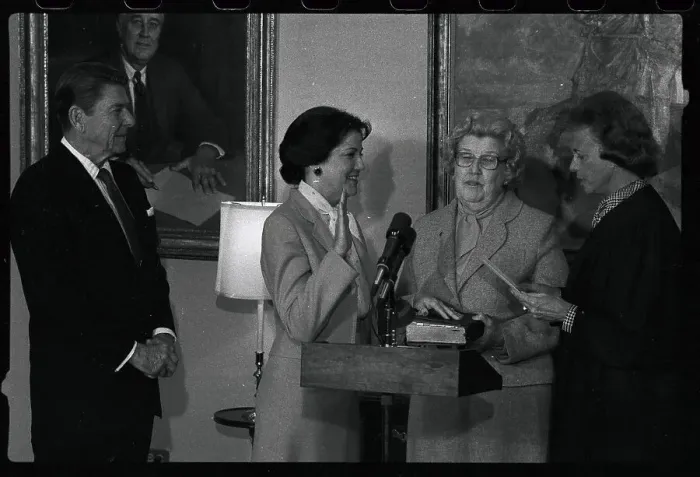 Framed Print : Elizabeth Dole Being Sworn In Framed Print : Elizabeth Dole Being Sworn In