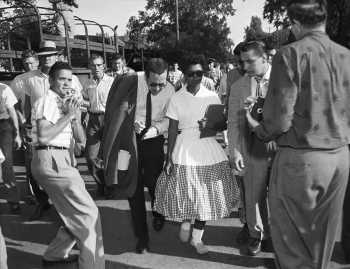 Framed Print : Elizabeth Eckford Surrounded by Journalists Framed Print : Elizabeth Eckford Surrounded by Journalists