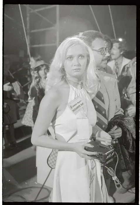 Framed Print : Elizabeth Ray Carrying a Tape Recorder Framed Print : Elizabeth Ray Carrying a Tape Recorder