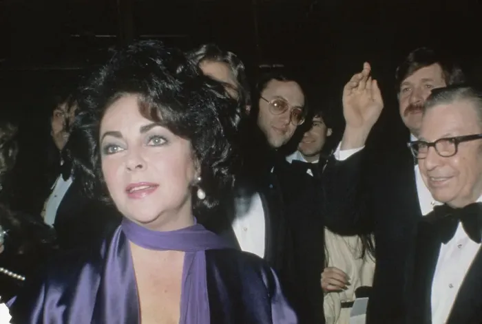 Framed Print : Elizabeth Taylor Framed Print : Elizabeth Taylor