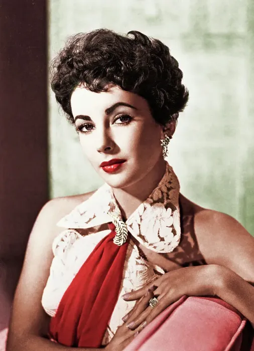 Framed Print : Elizabeth Taylor Framed Print : Elizabeth Taylor