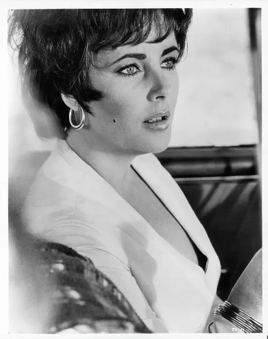 Framed Print : Elizabeth Taylor In The Comedians Framed Print : Elizabeth Taylor In The Comedians