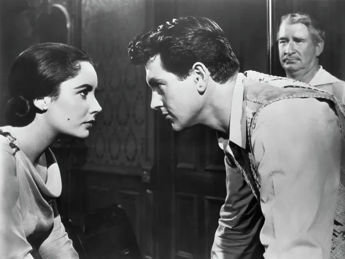 Framed Print : Elizabeth Taylor and Rock Hudson in Giant Framed Print : Elizabeth Taylor and Rock Hudson in Giant