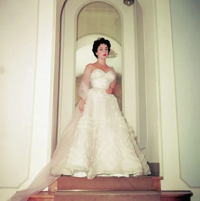 Framed Print : Elizabeth Taylor Standing at Top of Stairs Framed Print : Elizabeth Taylor Standing at Top of Stairs