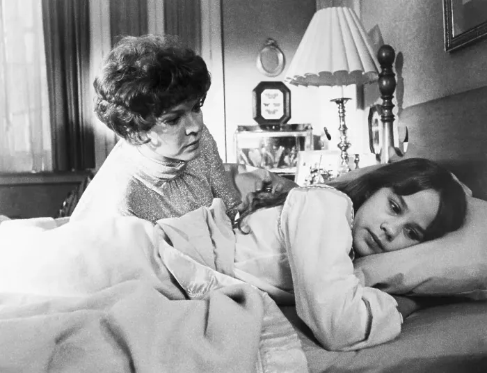 Framed Print : Ellen Burstyn and Linda Blair in The Exorcist Framed Print : Ellen Burstyn and Linda Blair in The Exorcist