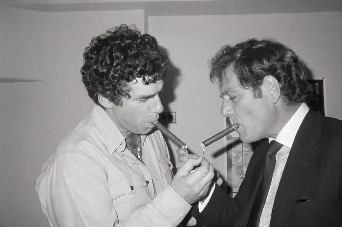 Framed Print : Elliott Gould & George Segal Framed Print : Elliott Gould & George Segal