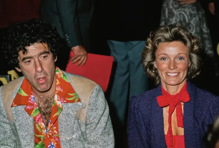 Framed Print : Elliott Gould and Yvette Mimieux Framed Print : Elliott Gould and Yvette Mimieux