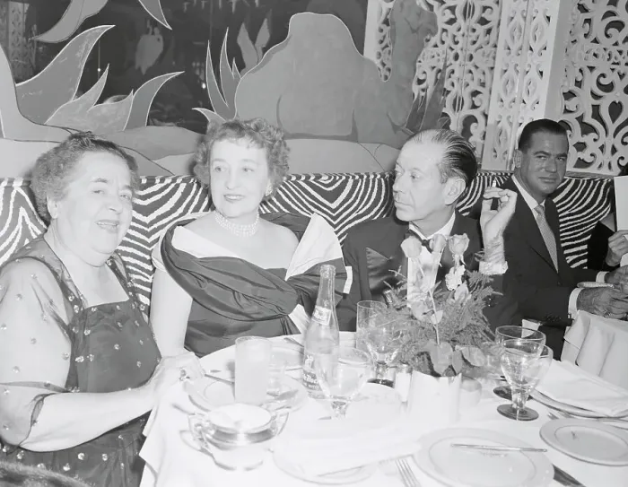 Framed Print : Elsa Maxwell and Cole Porter with Friend at the El Morocco Framed Print : Elsa Maxwell and Cole Porter with Friend at the El Morocco
