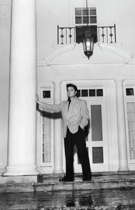 Framed Print : Elvis at Graceland Framed Print : Elvis at Graceland