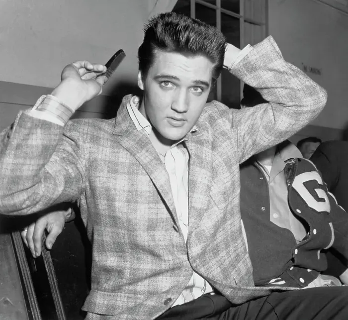 Framed Print : Elvis Presley Combing His Hair Framed Print : Elvis Presley Combing His Hair