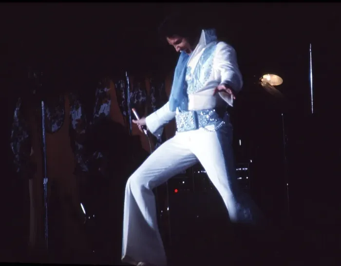 Framed Print : Elvis Presley in concert in Las Vegas Framed Print : Elvis Presley in concert in Las Vegas