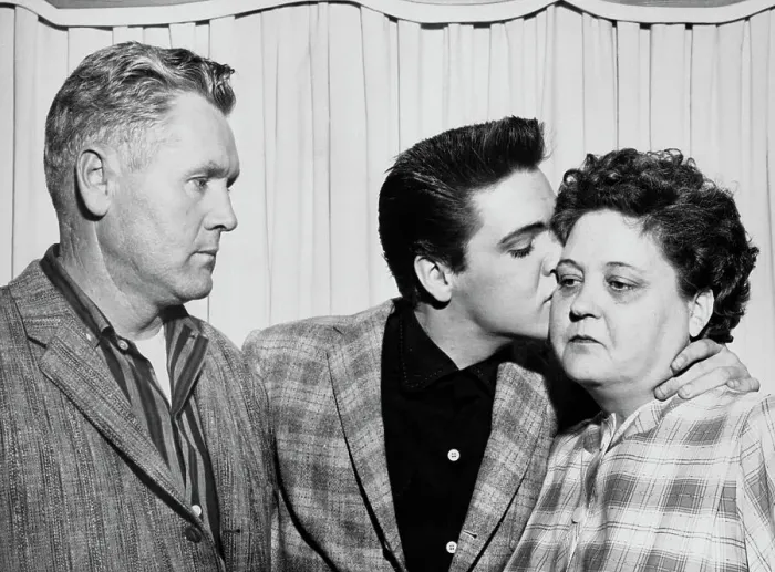 Framed Print : Elvis Presley with His Parents Framed Print : Elvis Presley with His Parents