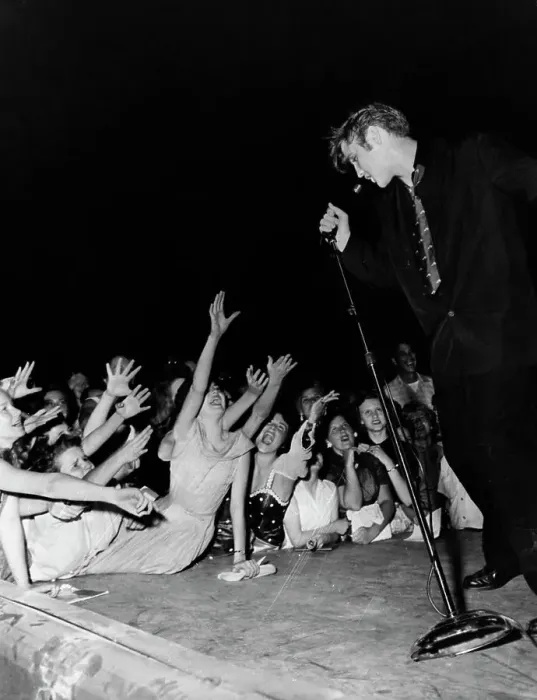Framed Print : Elvis Presley Performing Framed Print : Elvis Presley Performing