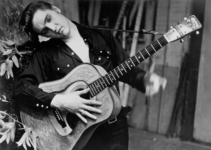 Framed Print : Elvis Presley portrait with an acoustic guitar Framed Print : Elvis Presley portrait with an acoustic guitar