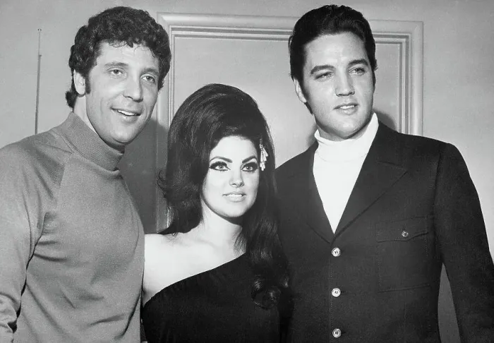 Framed Print : Elvis and Priscilla Presley with Tom Jones Framed Print : Elvis and Priscilla Presley with Tom Jones