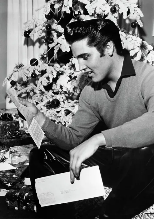 Framed Print : Elvis Reading his Draft Notice