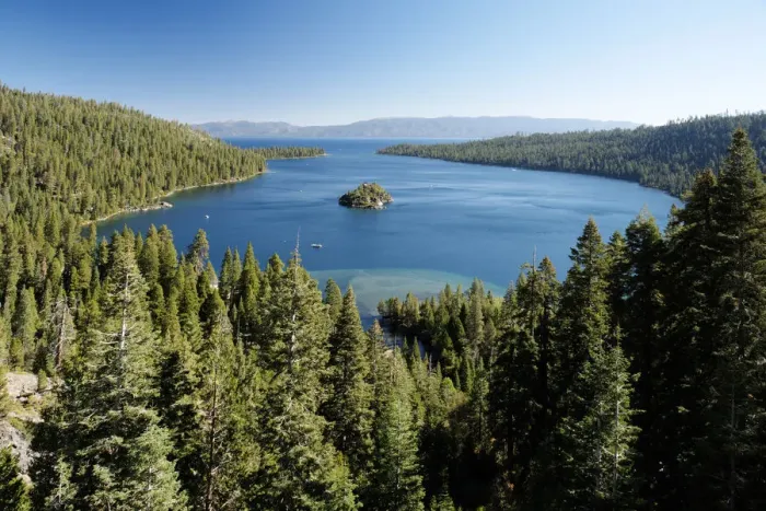 Framed Print : Emerald Bay State Park, Lake Tahoe Framed Print : Emerald Bay State Park, Lake Tahoe
